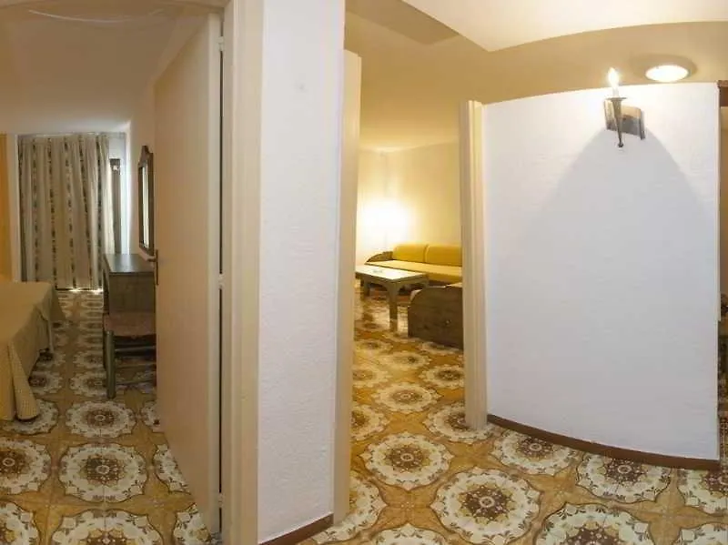 Apartamentos Bon Lloc Santa Eulària des Riu