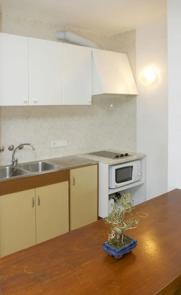 Apartamentos Bon Lloc Santa Eulària des Riu 0*,